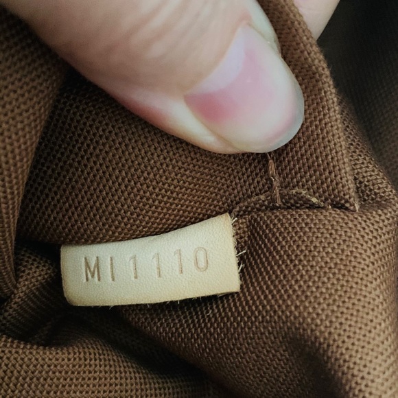 Louis Vuitton Palermo GM - Picture 5 of 9